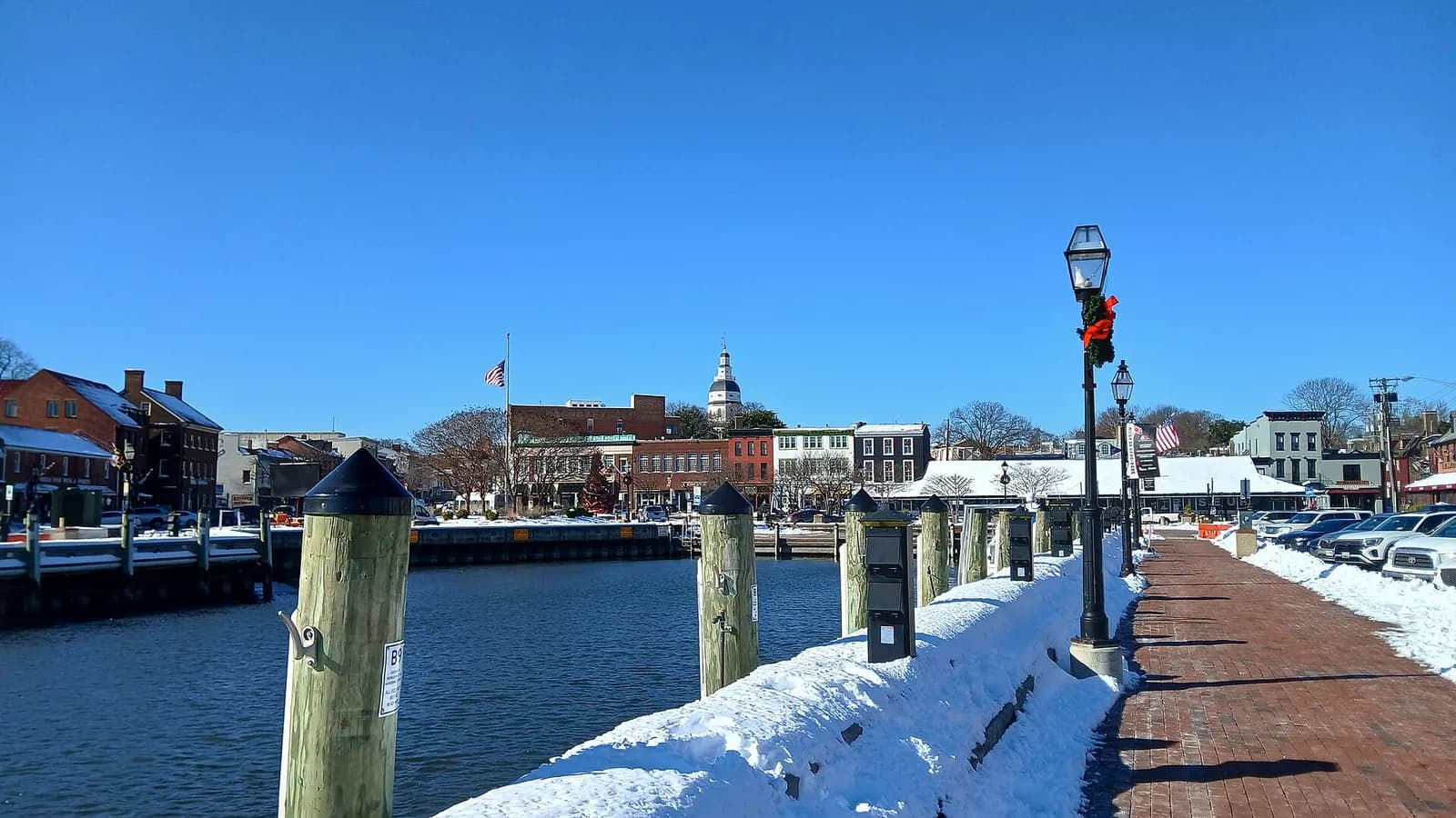 El puerto de Annapolis con veleros
