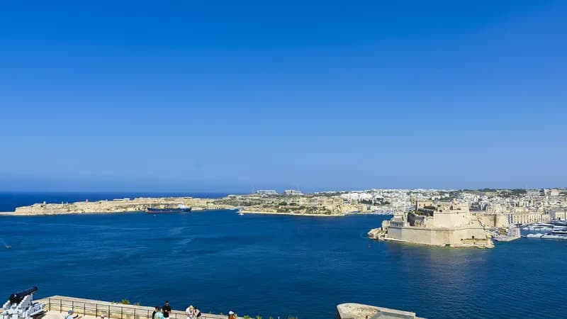 Upper Barrakka Bahçeleri’nden Valletta Grand Harbour